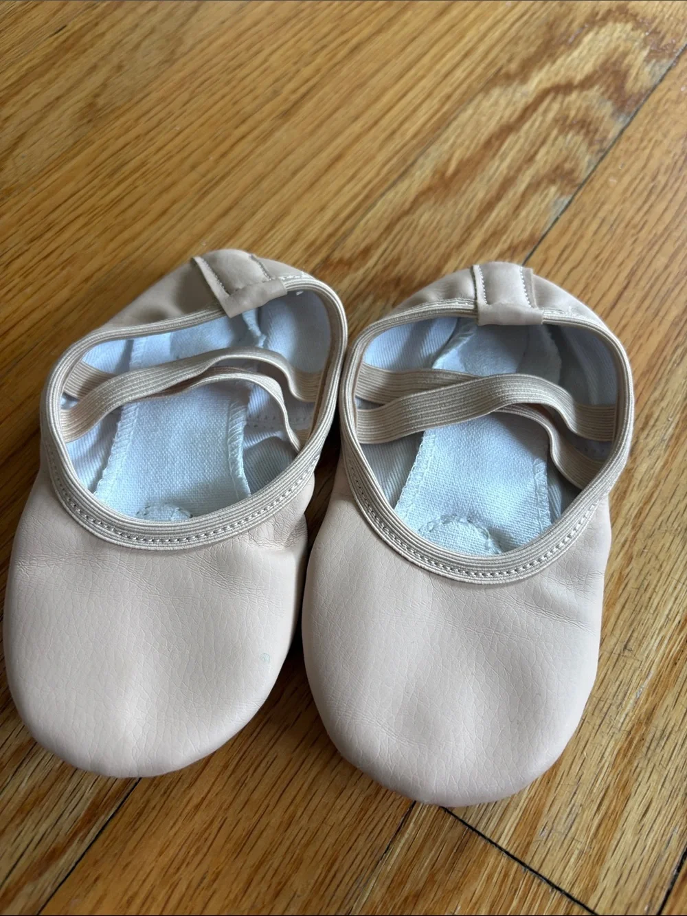 Kids Ballet Flats with Elastic Strap in Light Beige - Brand Unspecified